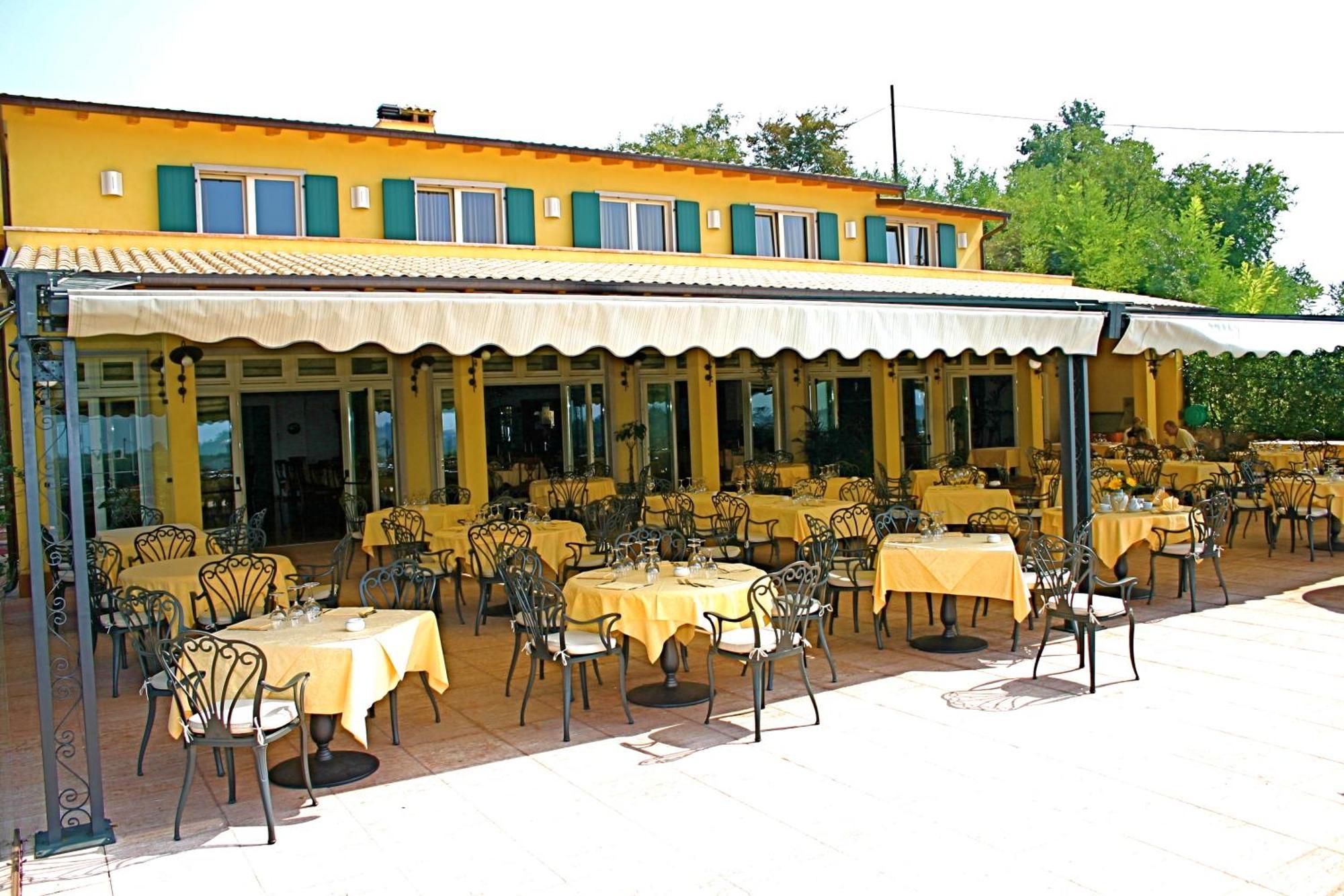 Hotel La Dolce Vita คาวาญอง เวโรเนเซ ภายนอก รูปภาพ