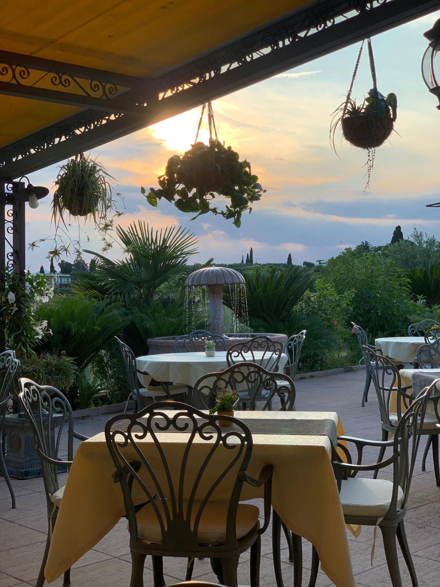 Hotel La Dolce Vita คาวาญอง เวโรเนเซ ภายนอก รูปภาพ