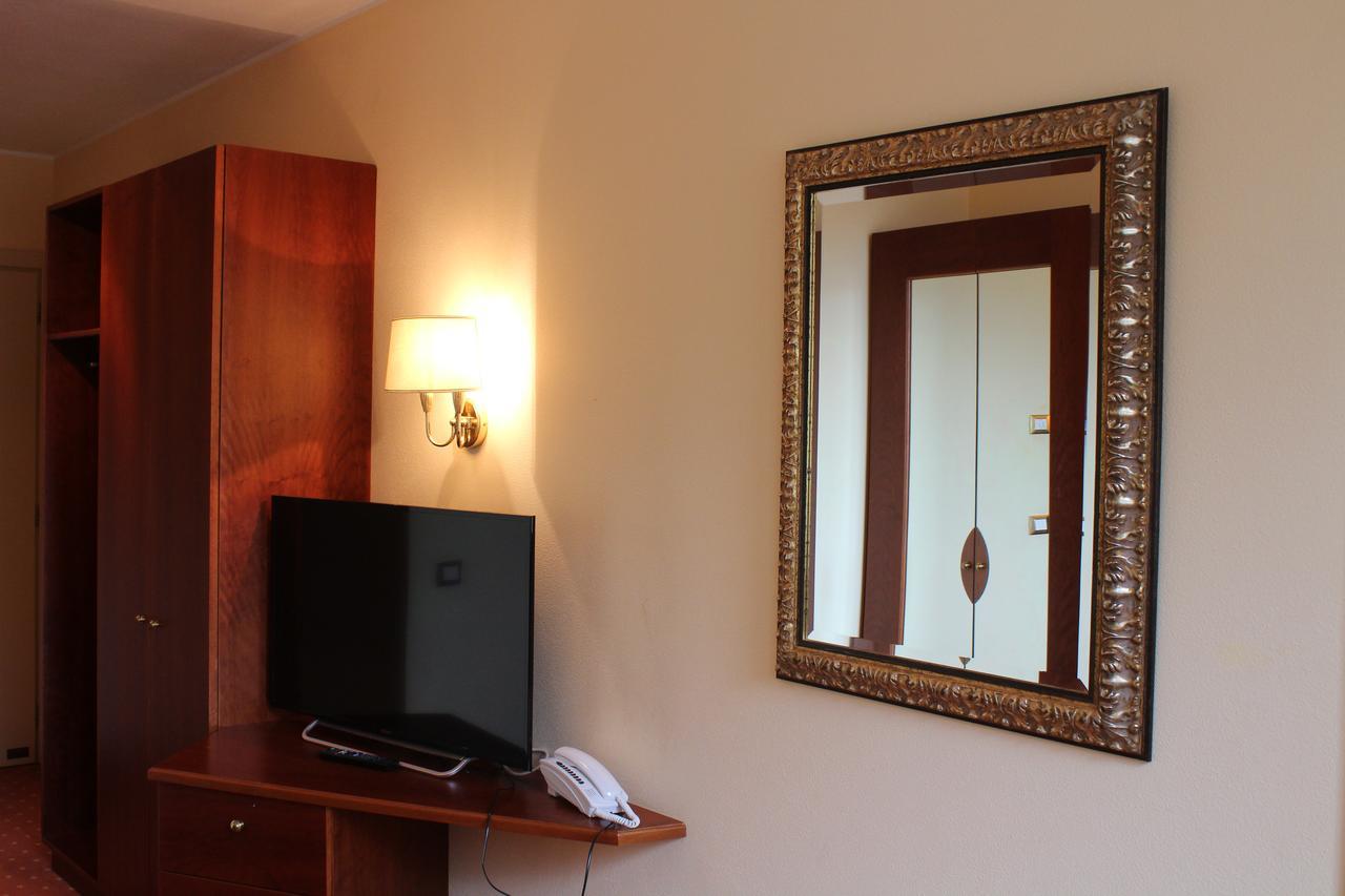 Hotel La Dolce Vita คาวาญอง เวโรเนเซ ภายนอก รูปภาพ