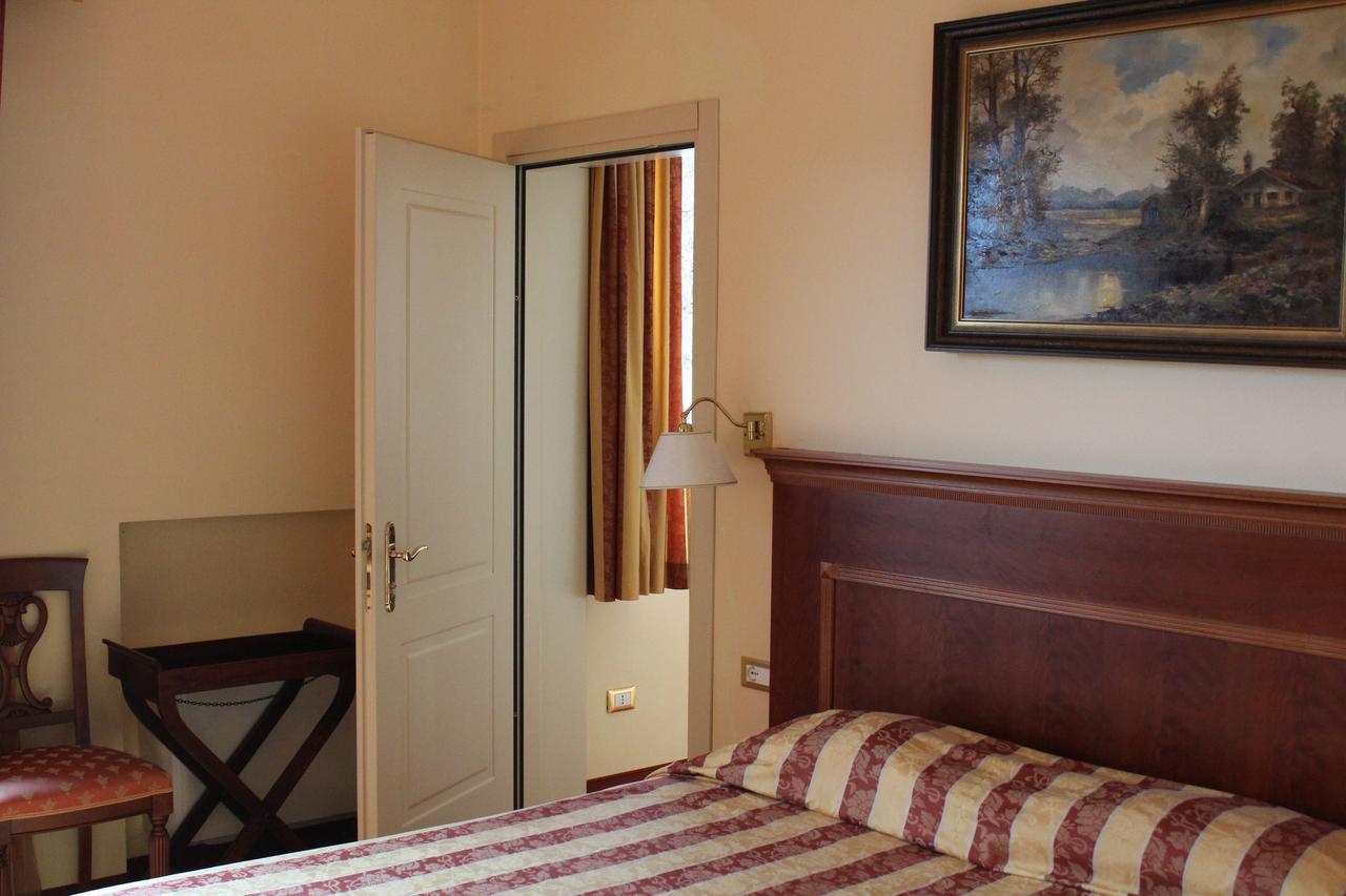 Hotel La Dolce Vita คาวาญอง เวโรเนเซ ภายนอก รูปภาพ